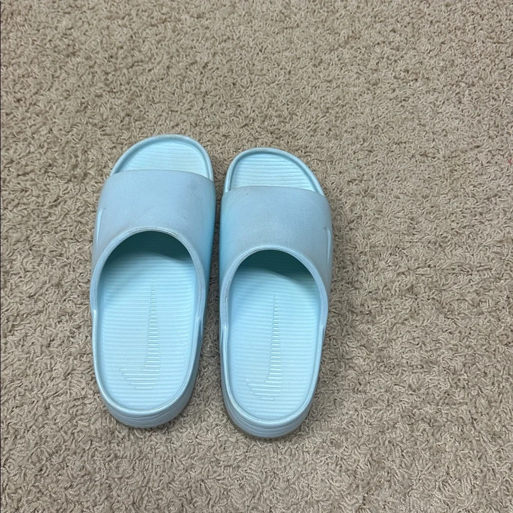 Nike Pastel Blue Slide Sandals - Picture 3 of 6
